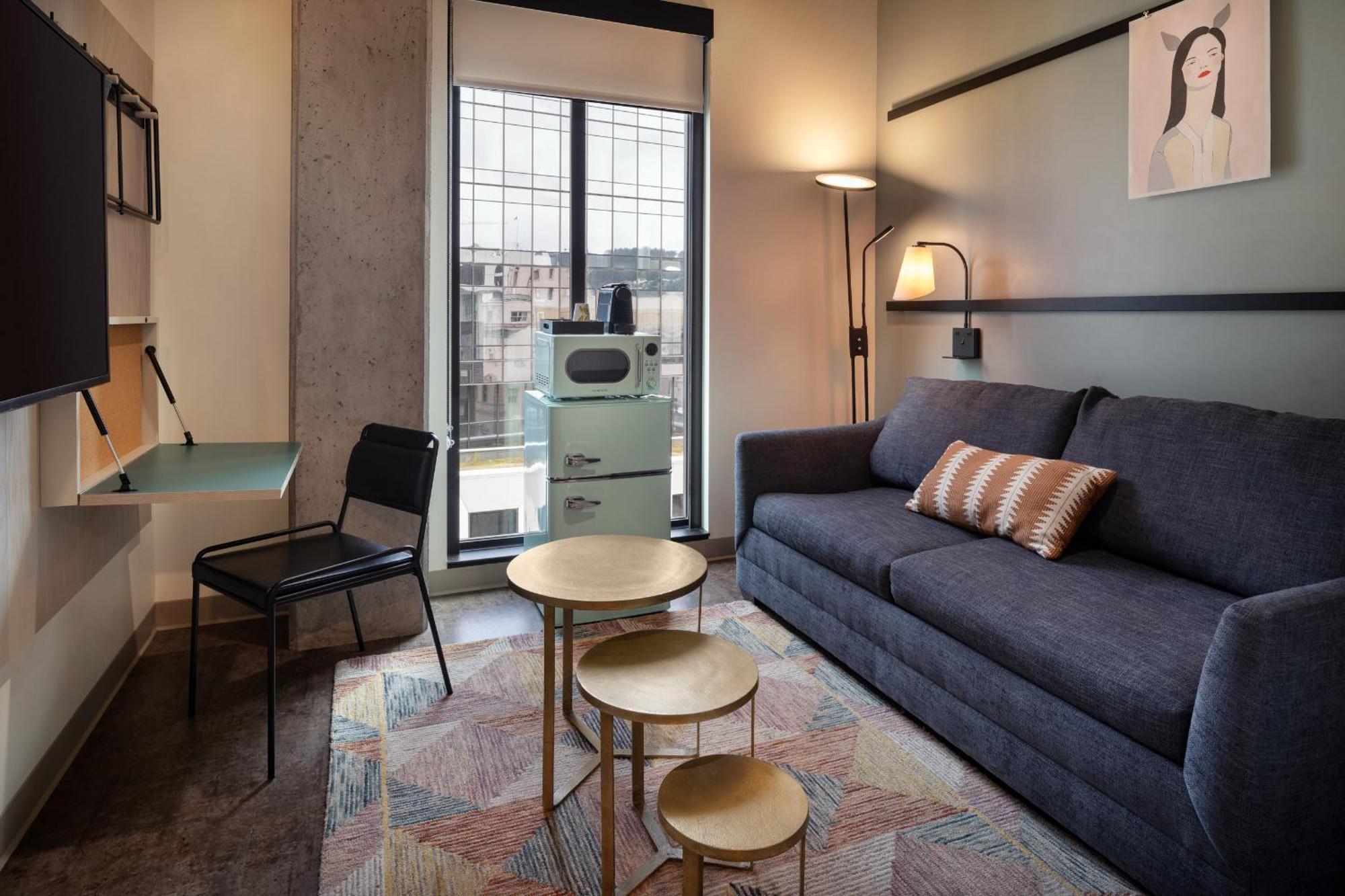 Moxy Portland Downtown Exterior foto
