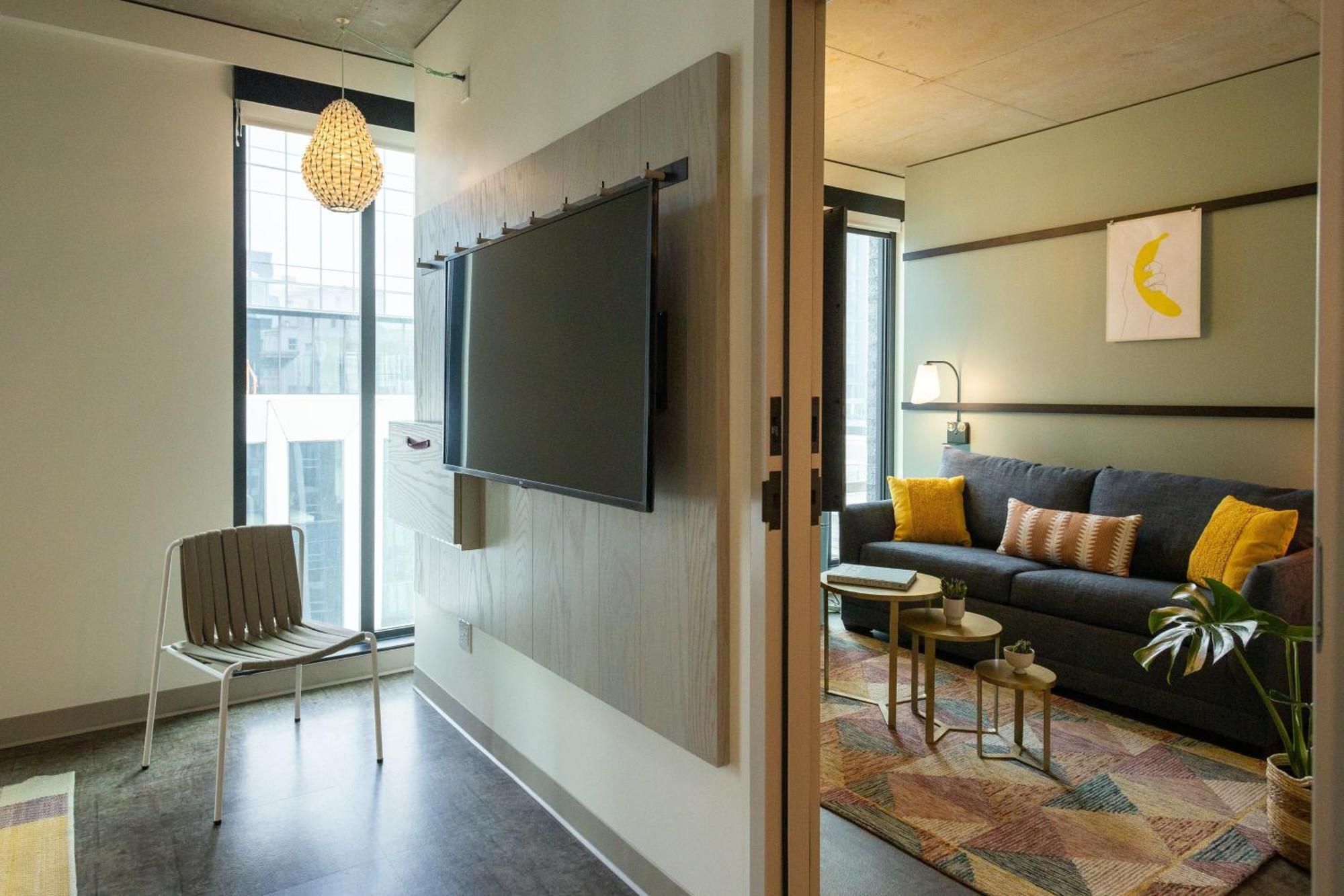Moxy Portland Downtown Exterior foto
